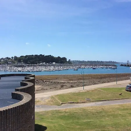 Le Dauphine 20m De La * Saint-Malo